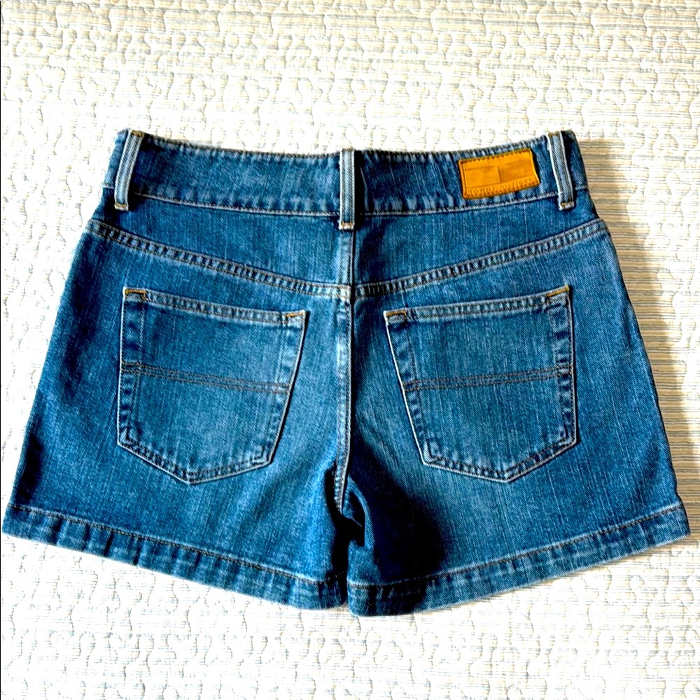 NWOT Vintage Denim 4” Short~Tommy Hilfiger